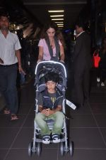 Suzanne Roshan snapped at the Mumbai Airport on 14th June 2012 (26).JPG